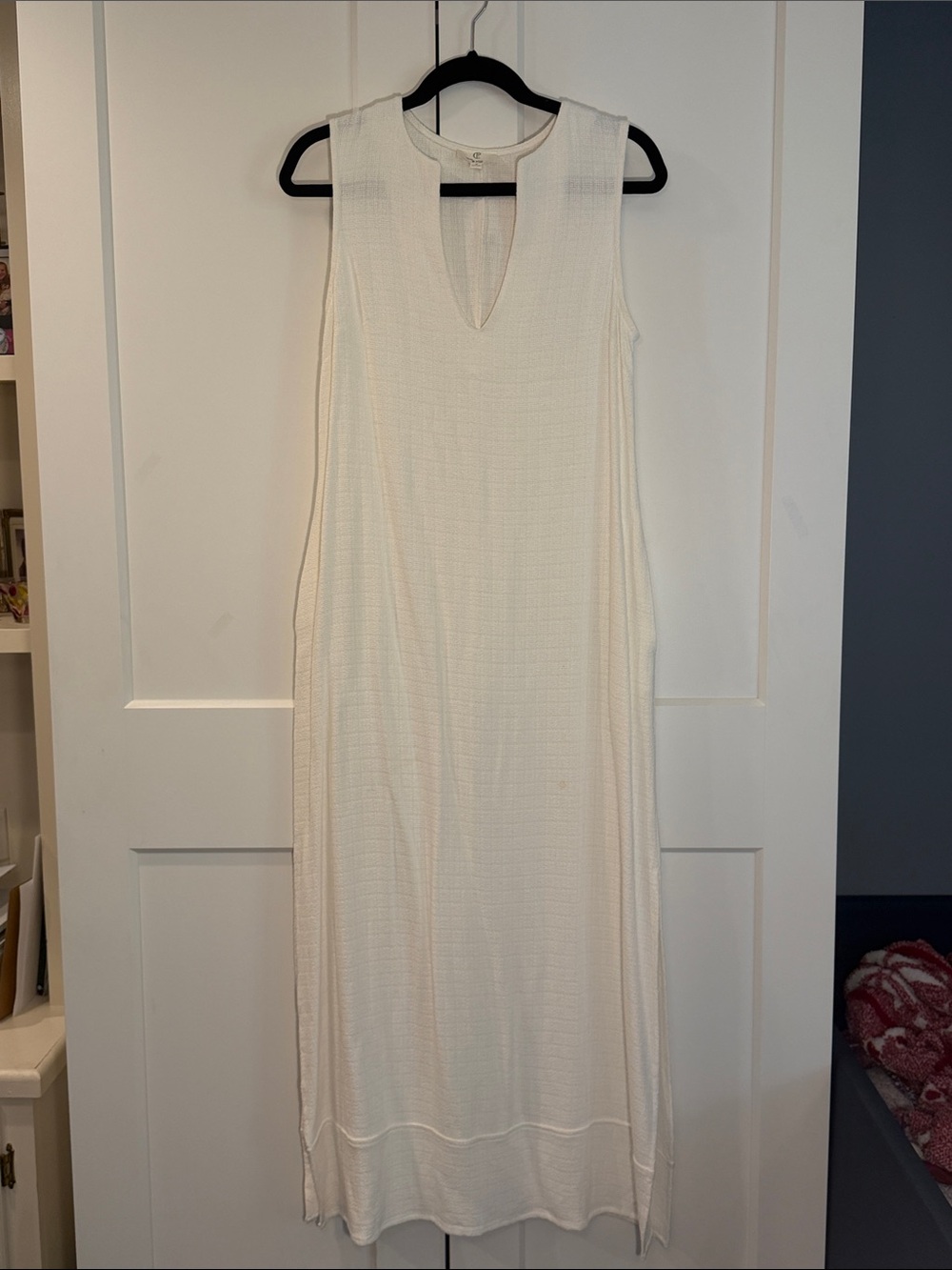 Ivory Sleeveless V-Neck Maxi Dress